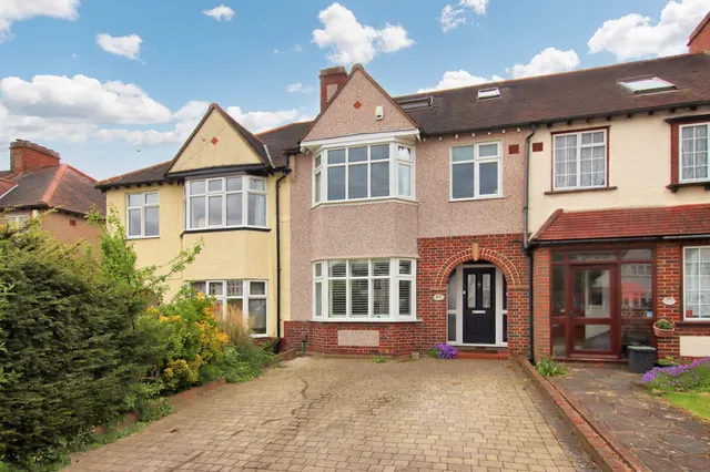 Silver Lane, West Wickham, West Wickham, BR4 0RX, photo 1