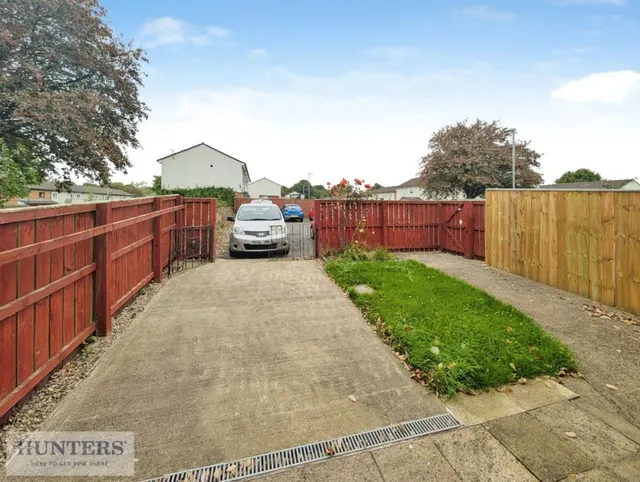 Cleveland Place, Peterlee, SR8, photo 2