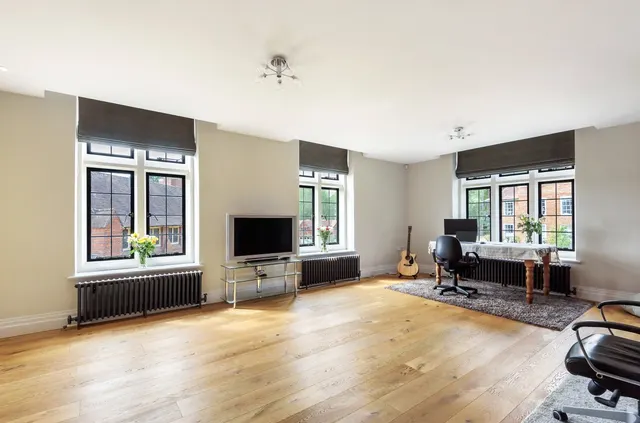 Kings Drive, Midhurst, GU29, photo 2