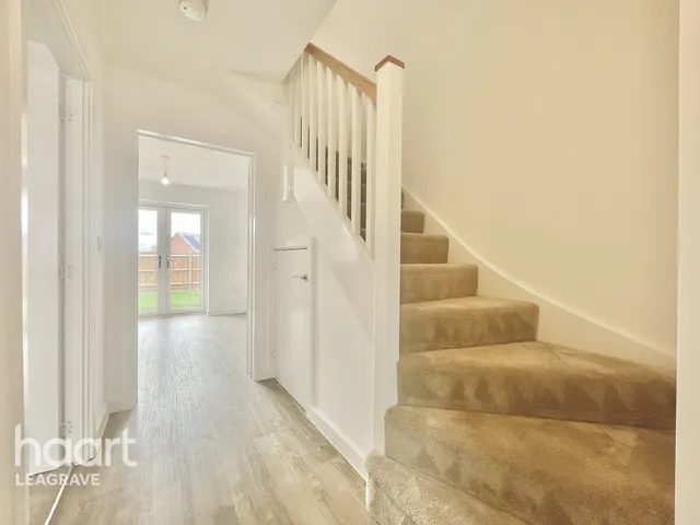 Glamis Croft, Harlington, LU5, photo 2