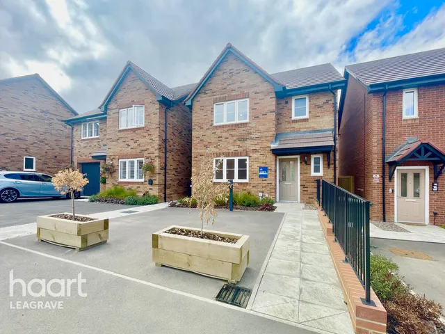 Glamis Croft, Harlington, LU5, photo 1
