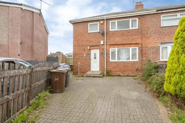 Mahon Avenue, Rawmarsh, Rotherham, South Yorkshire, S62, photo 1