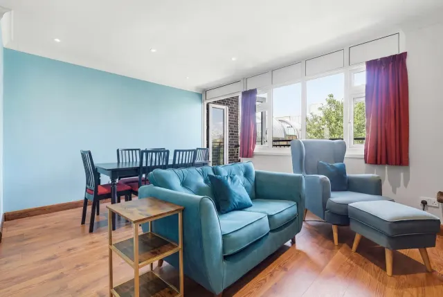 Photo 3 — Beaumont Road, Ayerst Court, Leyton, E10