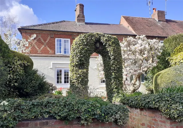 Kings Lane, Snitterfield, Stratford-upon-Avon, Warwickshire, CV37, photo 1