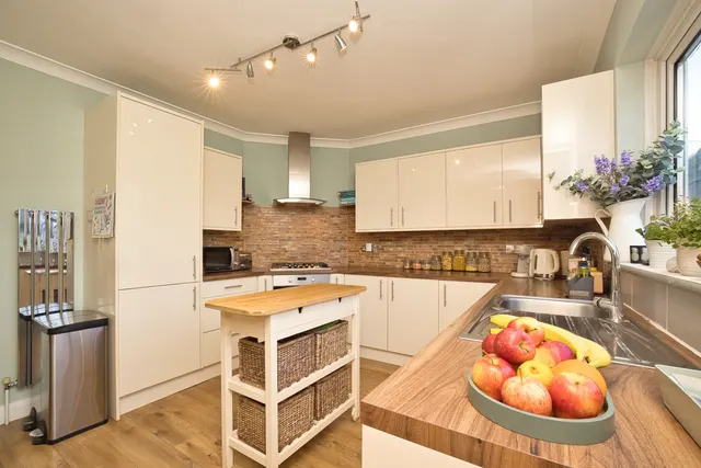 Albion Road, Broadstairs, CT10, photo 2