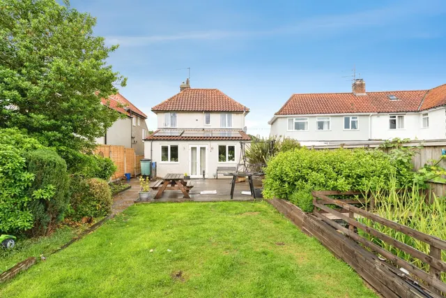 Cley Road, Holt, photo 1