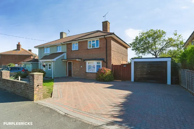 Audries Estate, Walton On The Naze, CO14, photo 1