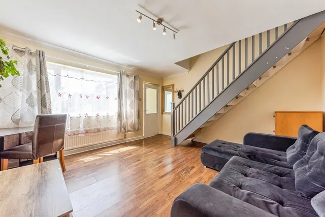 Hebden Walk, Grantham, NG31, photo 1