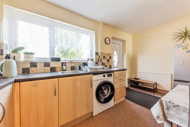Hebden Walk, Grantham, NG31, photo 3