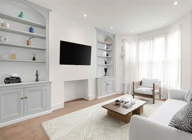 Erlanger Road, New Cross, SE14, photo 1