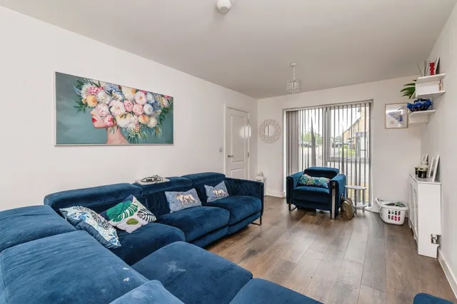 Devonshire Close, Grays, RM20, photo 2