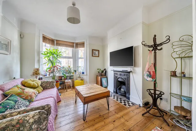 Photo 3 — Leahurst Road, SE13