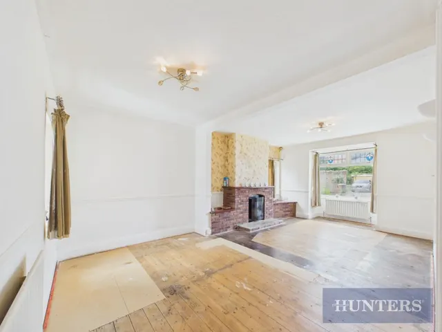 Greylands Park Drive, Scarborough, YO12, photo 2