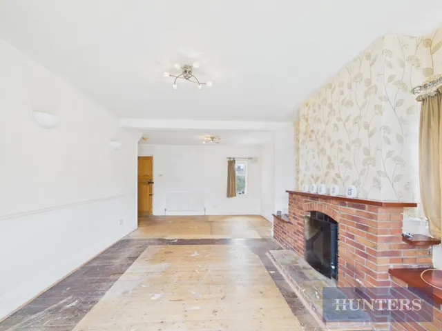 Greylands Park Drive, Scarborough, YO12, photo 3