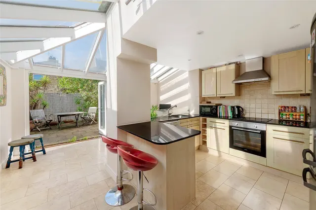 Poyntz Road, Battersea, SW11, photo 2