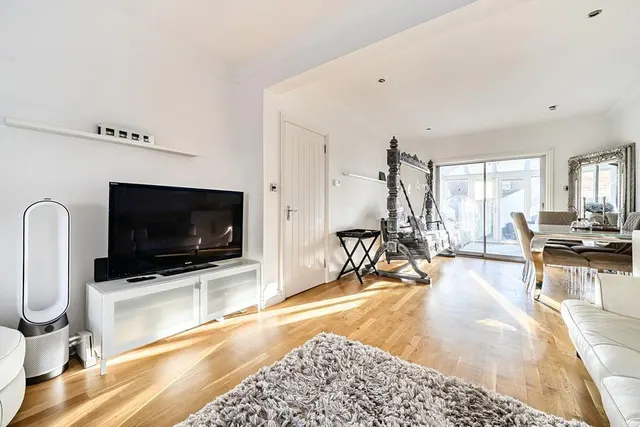 Marlborough Road, Slough, SL3, photo 2