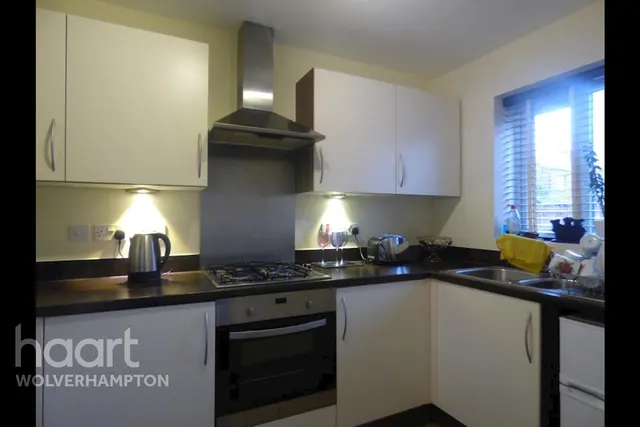 Hendon Avenue, Wolverhampton, WV2, photo 2