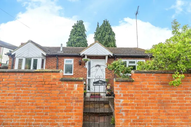 Bradwell Road, New Bradwell, MK13, photo 2