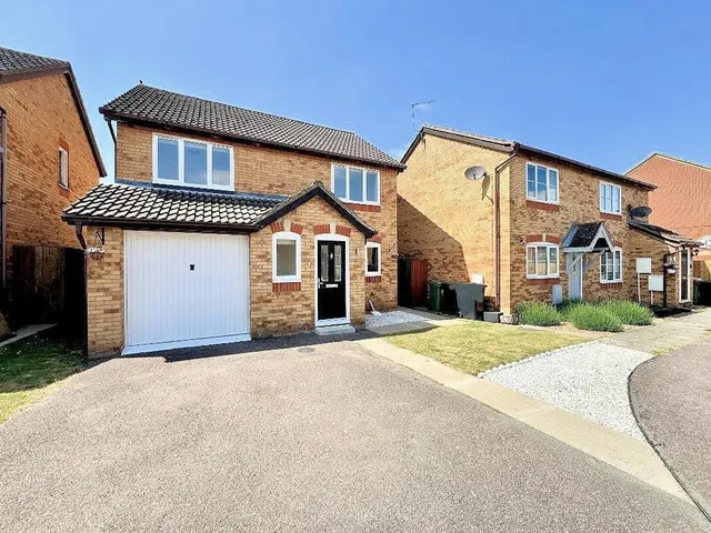 Nicholls Close, Barton-Le-Clay, MK45, photo 1