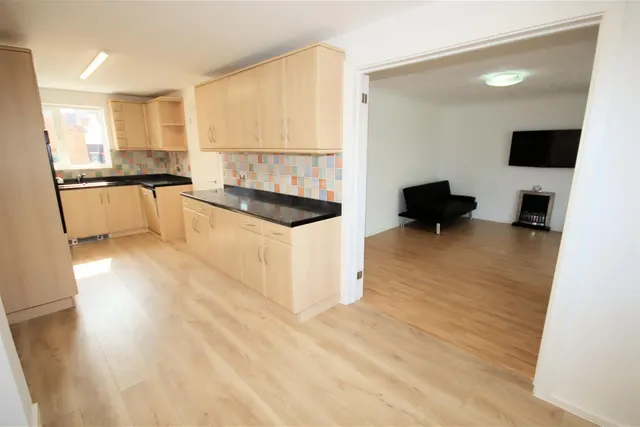 Nicholls Close, Barton-Le-Clay, MK45, photo 3