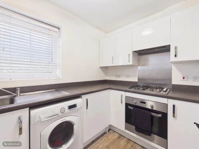 Bryce Way, Lawley Village, TF4, photo 2