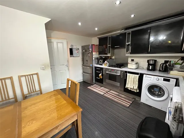 Photo 2 — Felton Close, Stafford, Staffordshire, ST17