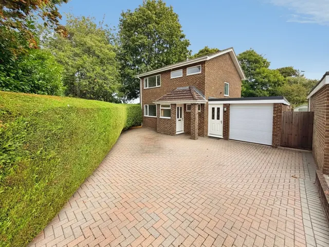 Kempshott, photo 1
