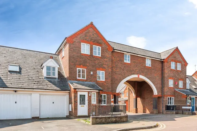 Shearwood Road, Peatmoor, SN5, photo 1