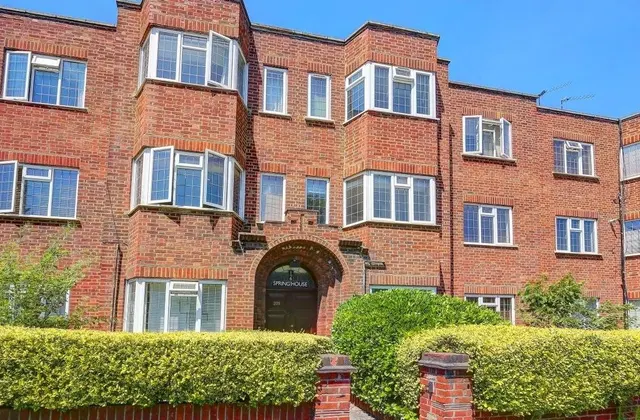 Photo 2 — Kingston Road, WIMBLEDON, LONDON SW19 3NJ
