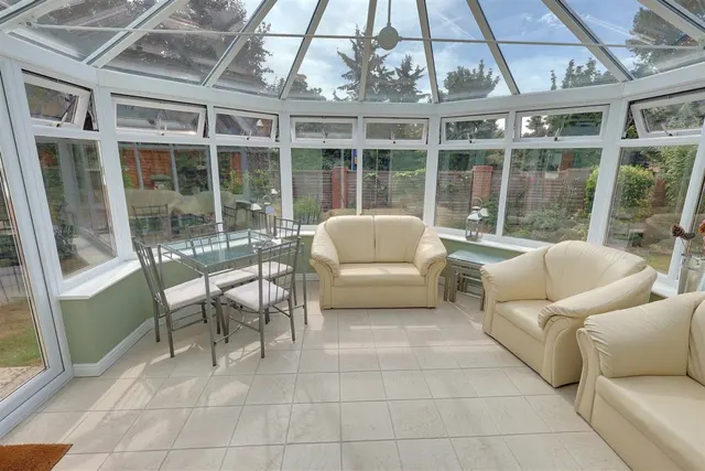 Blenheim Drive, Newent, GL18, photo 2