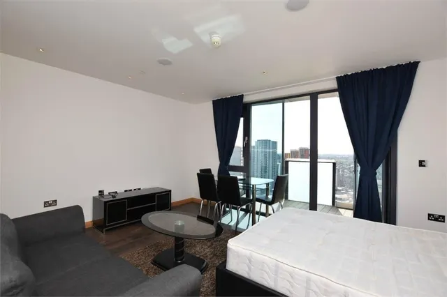 Fulton Road, Wembley, HA9, photo 1