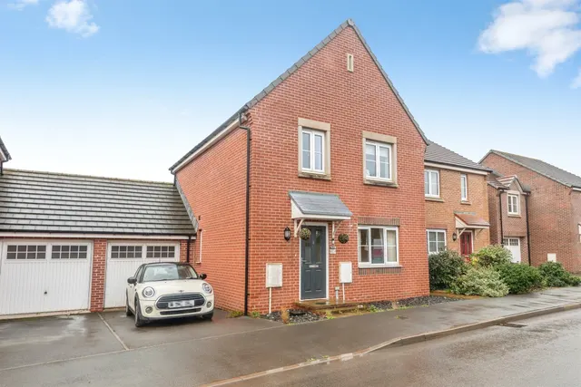 Stag Valley Road, Bridgwater, TA6, photo 1