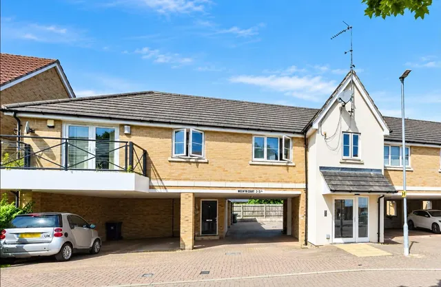 Blenheim Square, Epping, CM16, photo 2