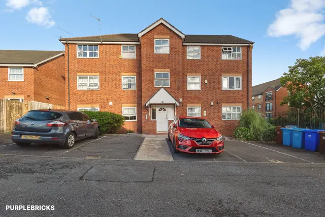 Raysonhill Drive, Manchester, M9, photo 1
