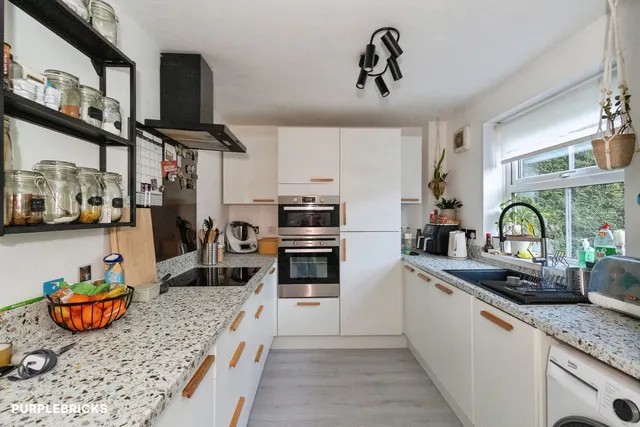Raysonhill Drive, Manchester, M9, photo 3