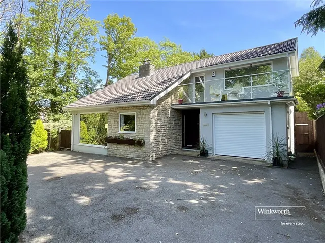 Hinton Wood Avenue, Highcliffe, BH23, photo 1