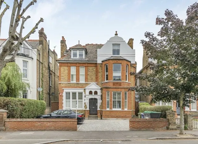 Madeley Road, Ealing, W5, photo 1