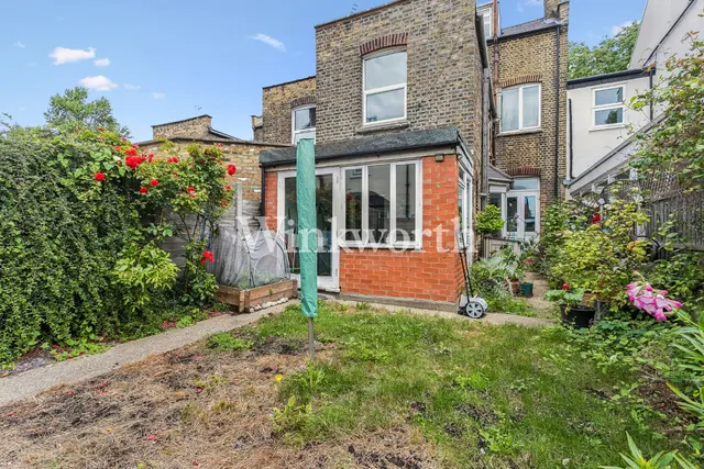 Photo 3 — Willoughby Road, London, N8