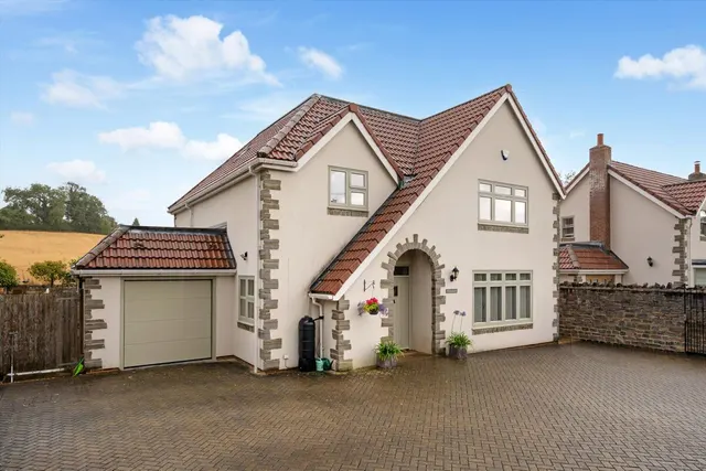 Haw Lane, Olveston, BS35, photo 1