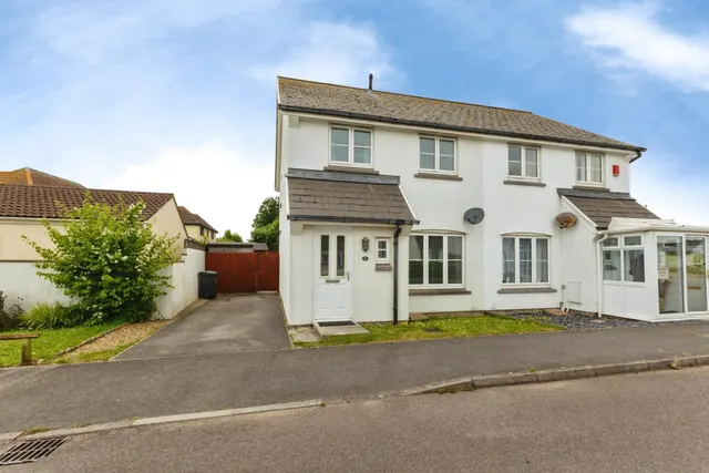 Myrtle Tree Crescent, Weston-super-mare, BS22, photo 3