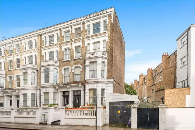 Photo 3 — Finborough Road, London, SW10 9DA