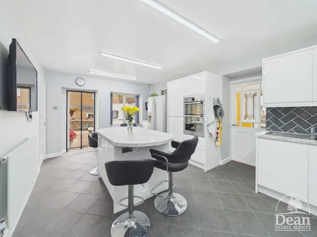 Bilson, Cinderford, GL14, photo 2
