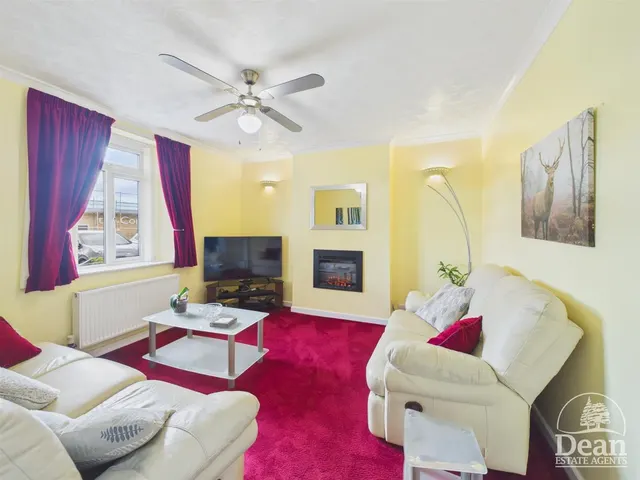 Bilson, Cinderford, GL14, photo 3