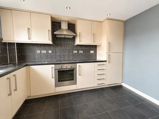Hednesford Road, Hednesford, WS12, photo 3