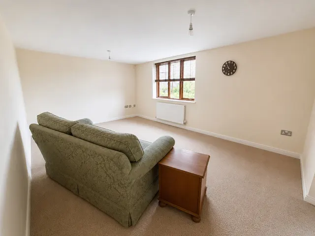 Hednesford Road, Hednesford, WS12, photo 2
