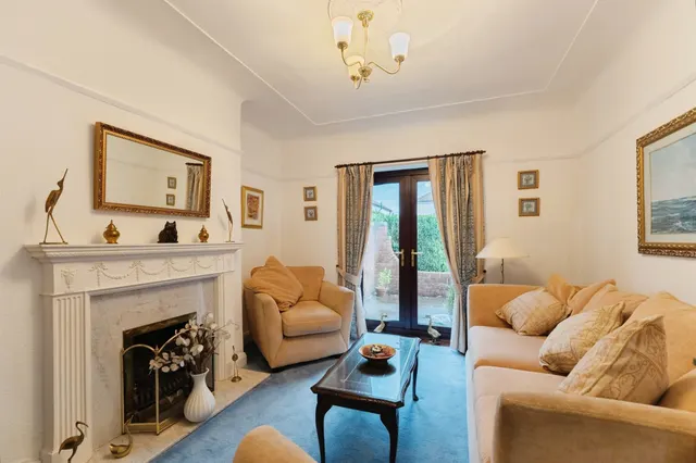 Lilac Grove, Whitby, CH66, photo 2