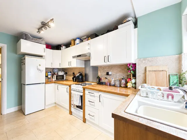 George Street, Caversham, RG4, photo 2