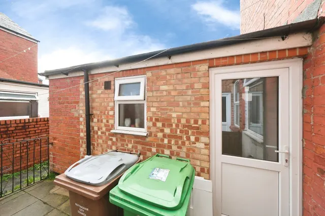 Edward Avenue, Nottingham, NG8, photo 2