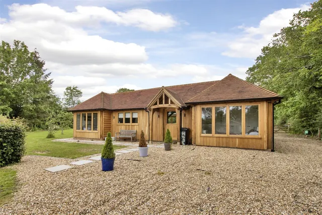 Tonbridge Road, Bough Beech, photo 2