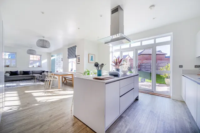 Oat Close, Rotherfield Greys, RG9, photo 3